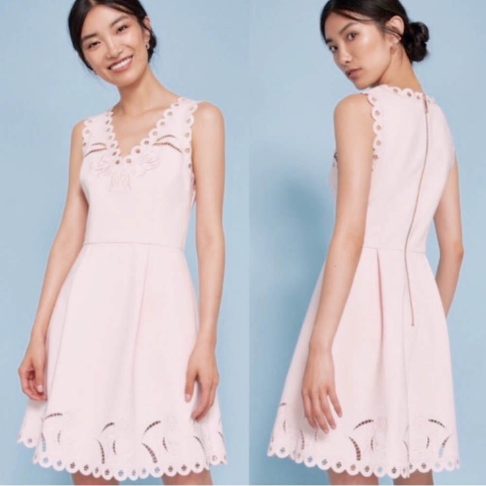 Ted Baker skater dress SZ:1 in a nude pink with aexposed rose gold zipper.